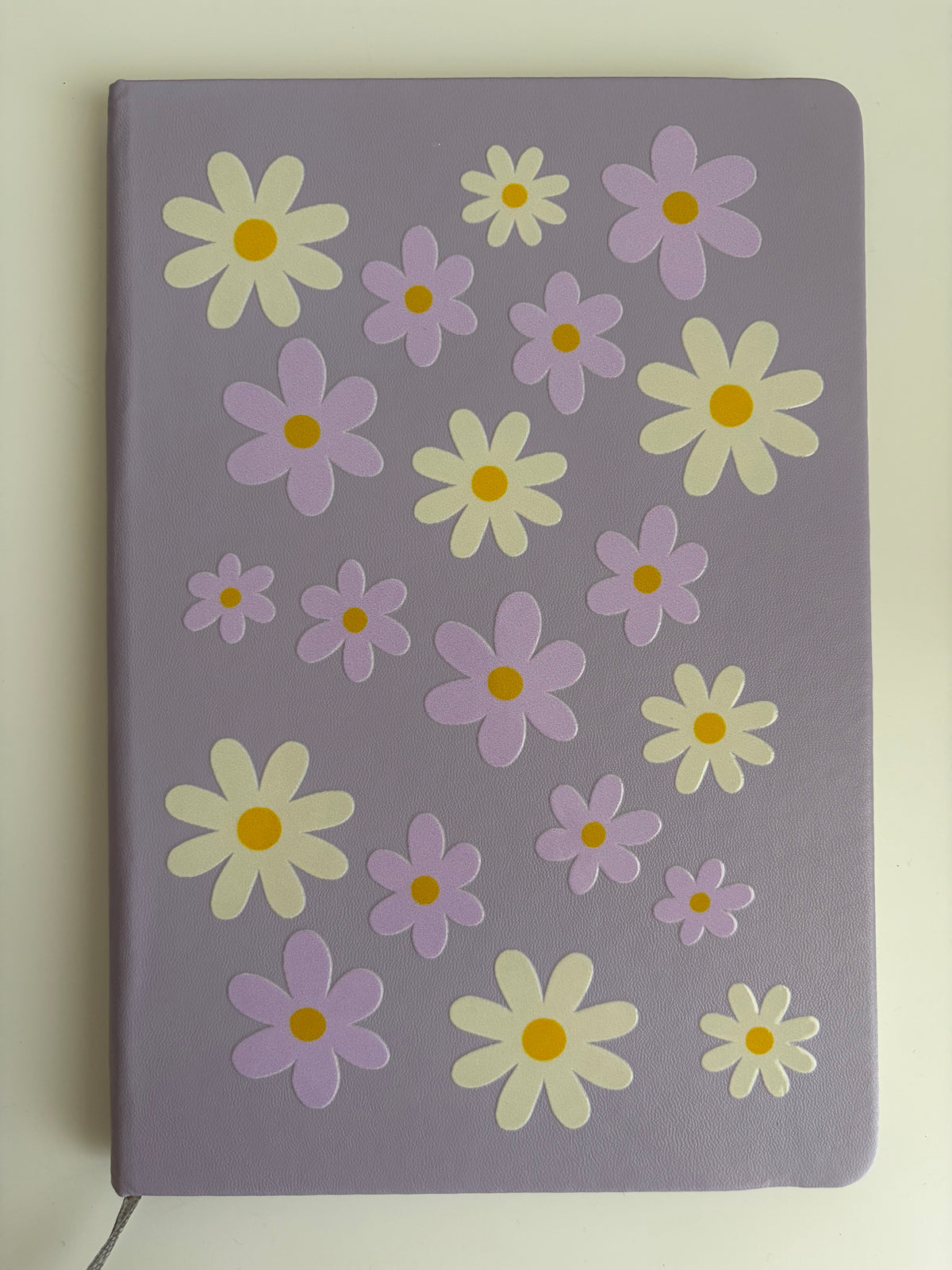 Purple and White Daisies Design